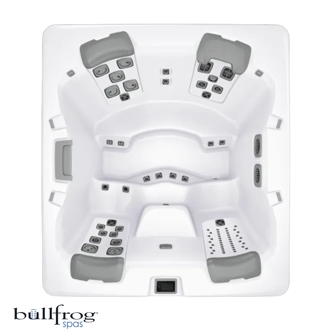 Bullfrog Spas M6 — Whirlpool-Schale von oben, Herstellerbild