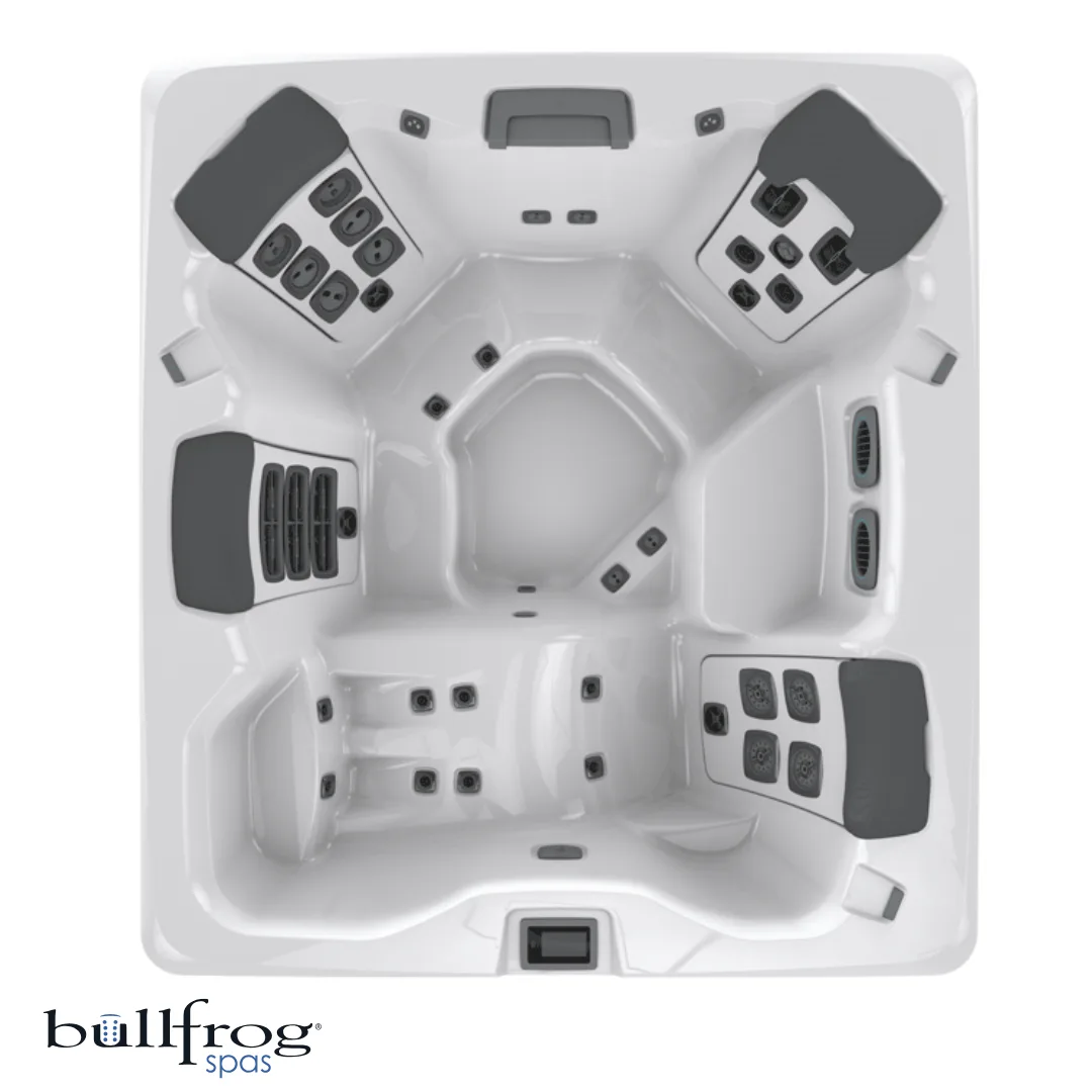 Bullfrog Spas M9 — Whirlpool-Schale von oben, Herstellerbild